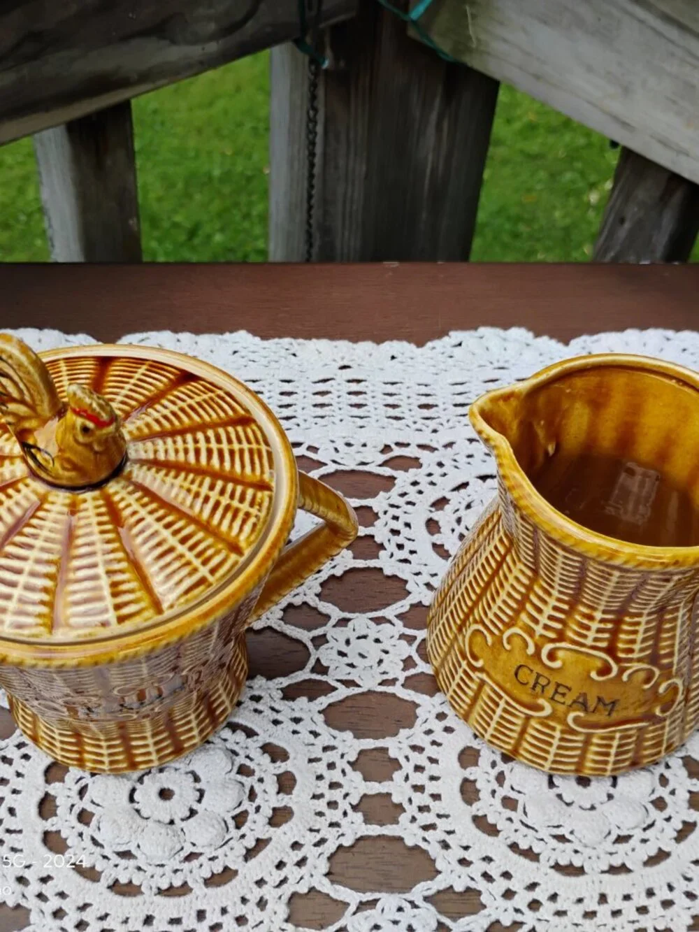 vintage ceramic lidded sugar bowl and creamer basket weave design with chicken